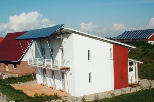 2000 - Musterhaus in Passivbauweise auf dem Betriebsgelände